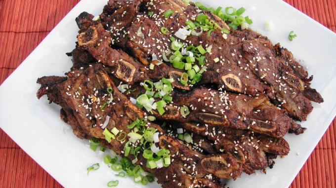 Slavenā liellopu gaļa Korejā - Kalbi vai Galbi