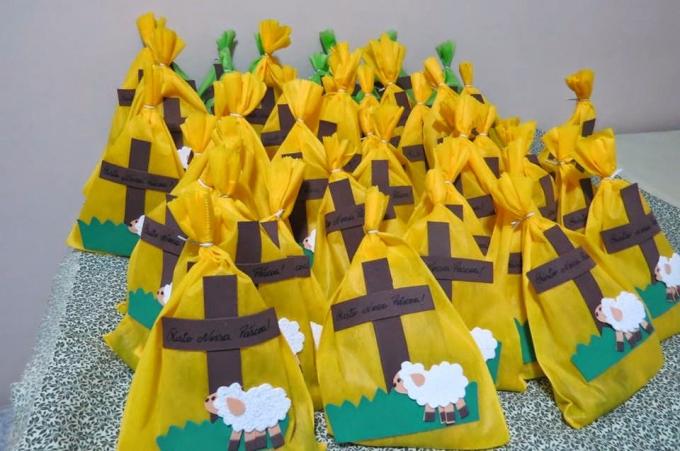 A húsvéti parti kedvez az EVA iskolájának