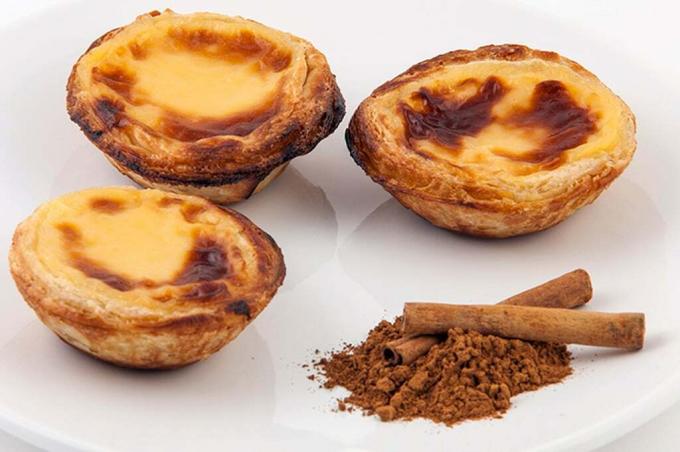 typical sweets of Portugal - Pastel de Nata
