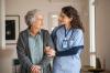 Find ud af, hvor meget en sygeplejerske tjener efter godkendelse af kategorigulvet