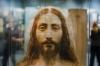 AI relies on the Holy Shroud to RECREATE JESUS' FACE; see the result in images