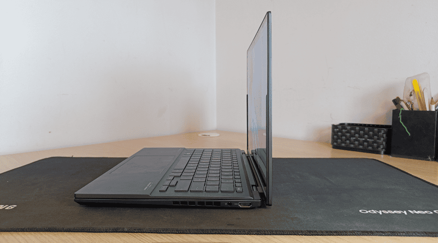 Zenbook Duo Connectivity